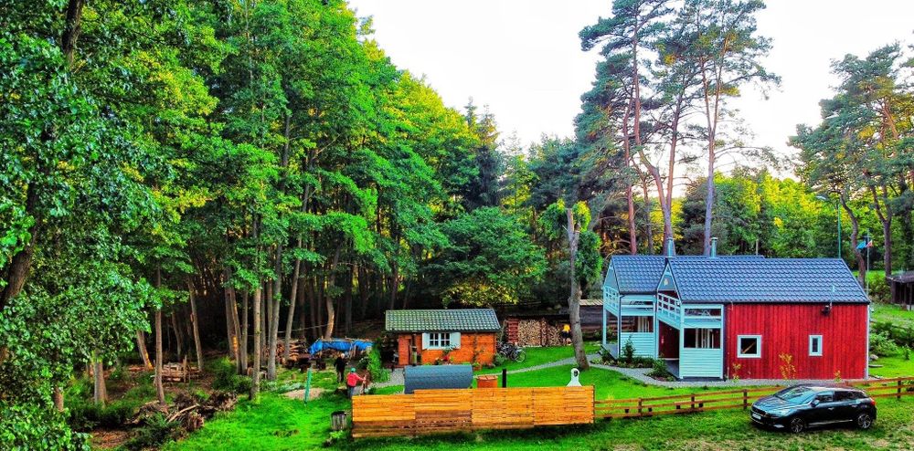 Domek letniskowy nad jeziorem  morzem do wynajęcia Sauna Jacuzzi Bali