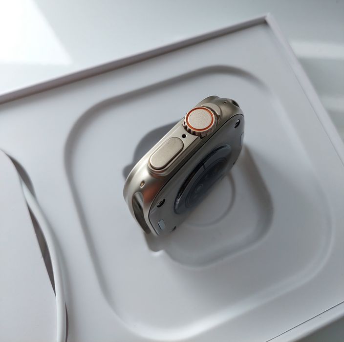 Смарт годинник Apple Watch Ultra 2 Titanium case 49mm