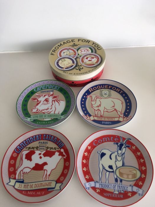 Pratos de queijo francês