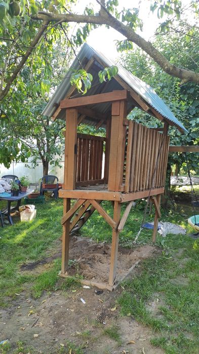 domek drewniany dla dzieci