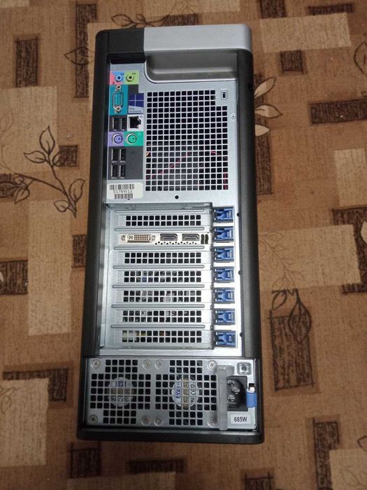 Потужний ігровий системний блок Dell Precision T3610