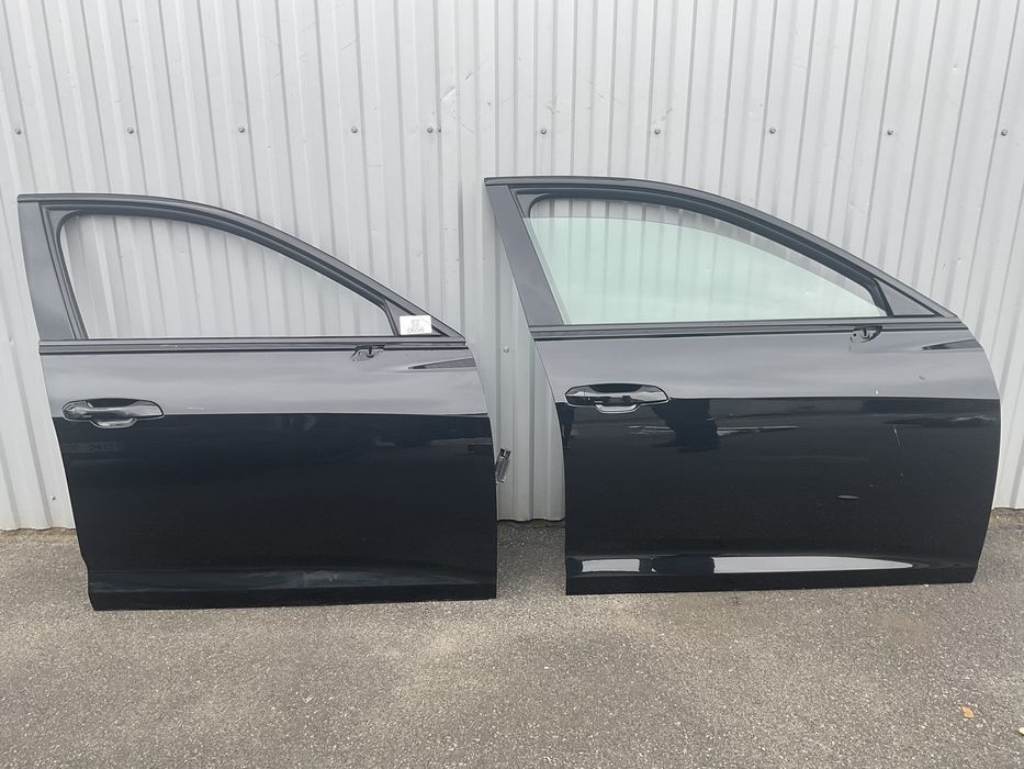 Двері передні audi A6 c8