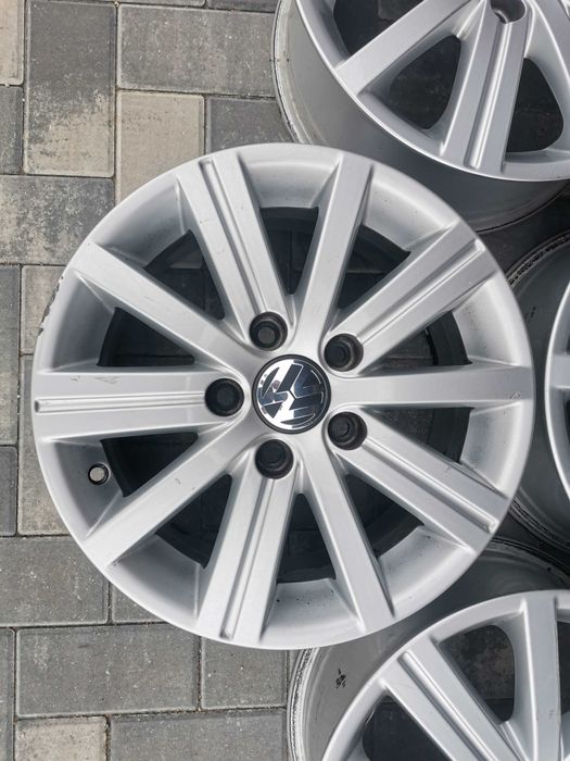 Felgi VW GOLF VII Jetta Touran Passat 6.5Jx15H2 5x112 ET50