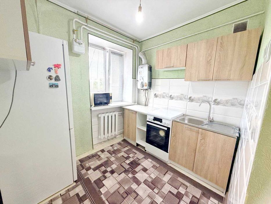 Продаж 1к квартири по проспекту Богоявленському.  Зупинка Старий ДК.