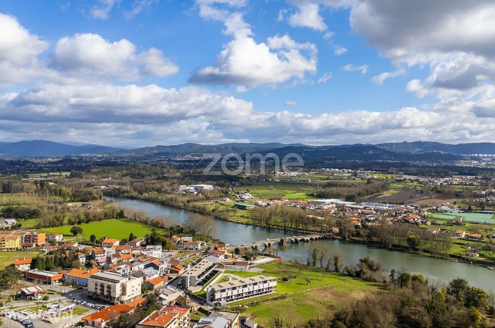 Apartamento T3 Renovado, em Vila de Prado, Vila Verde