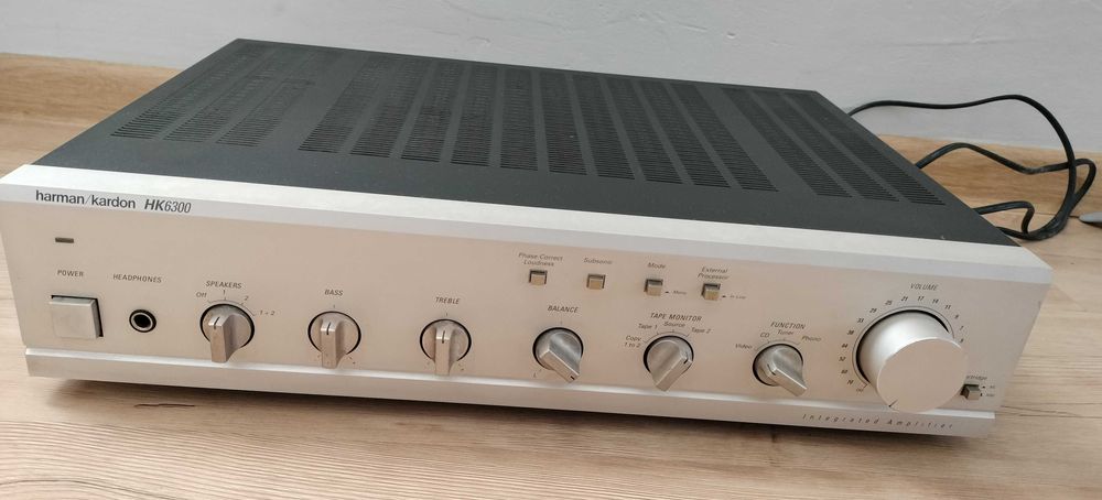 Harman Kardon HK6300 - wzmacniacz kolor szampański