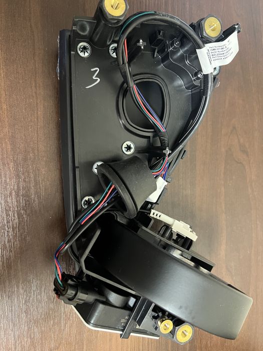 Лючок Порта Зарядки Tesla Model 3 Y S X Plaid Тесла