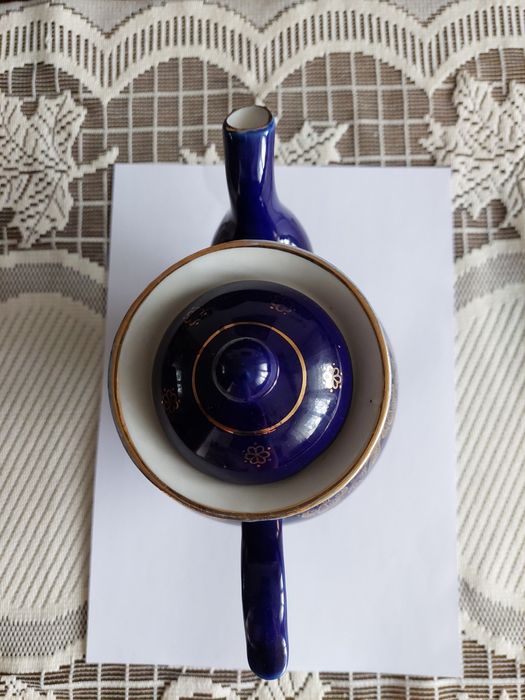 Dzbanek do herbaty-kawy.