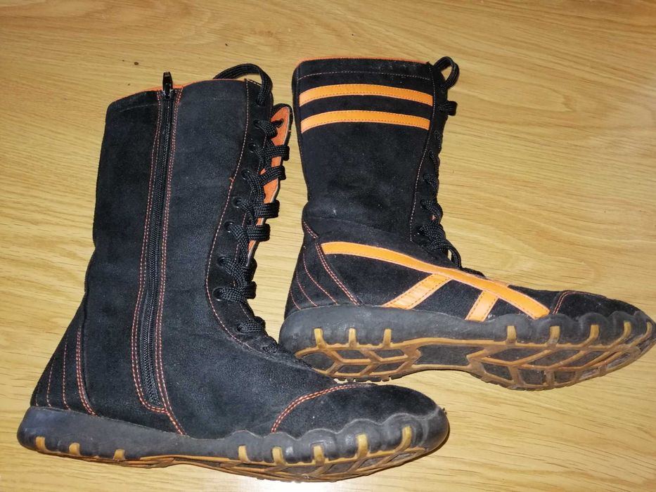 Tenis estilo Botas: Tam 38