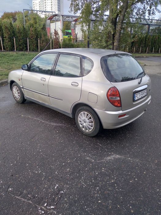 Daihatsu Sirion 1.0 58KM rok2000, benzyna, klimatyzacja sprawna, 4x airbag, wspomaganie, stan bdb
