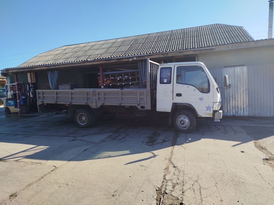 Грузоперевозки, вывоз мусора, длина будки 4.5 м