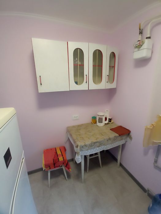 Продаю 2к. кв. пр. Центральний-Водопровідна