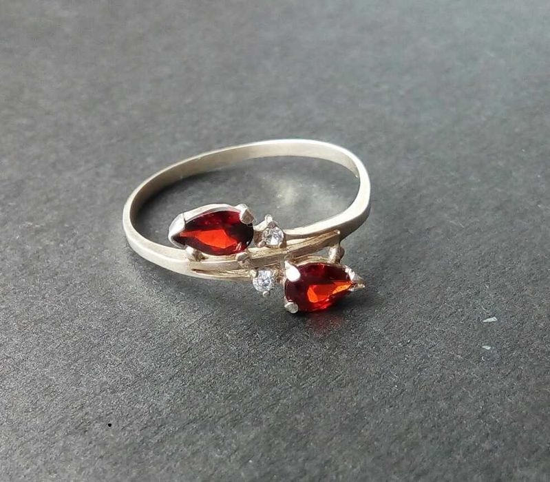 Серебряные кольца 20-го размера, шт.-200 грн