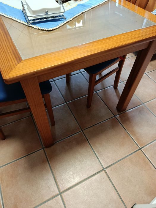 Mesa de cozinha estimada