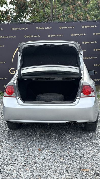 Honda Civic 1,8 gaz/benz