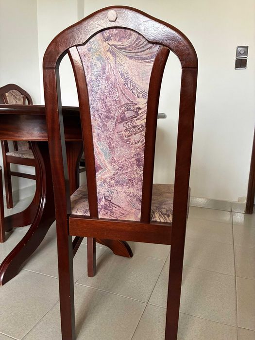 Mesa de jantar extensível, madeira maciça, 5 cadeiras