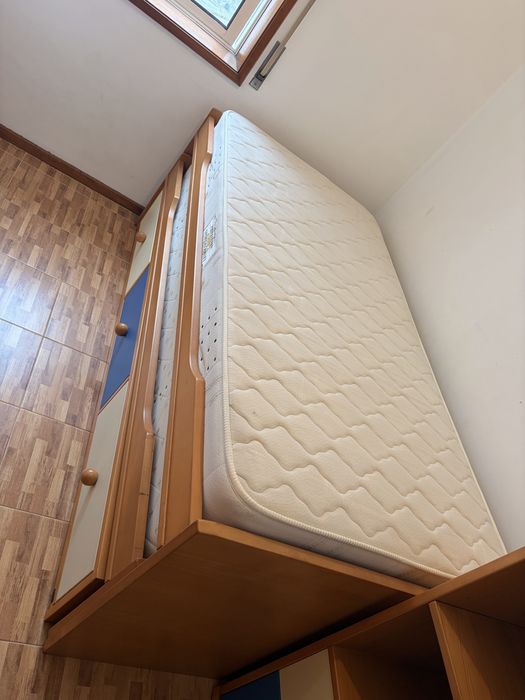 Cama Nido Dupla e Estante de Madeira  Maciça — Conjunto Juvenil Completo