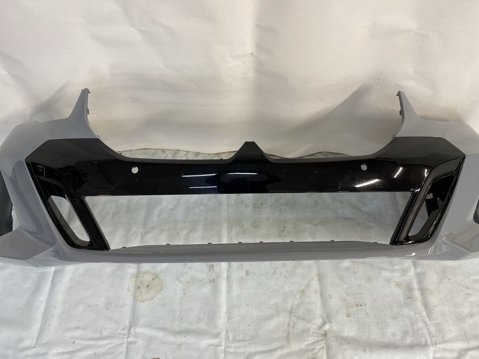 Передній бампер BMW 5 G60