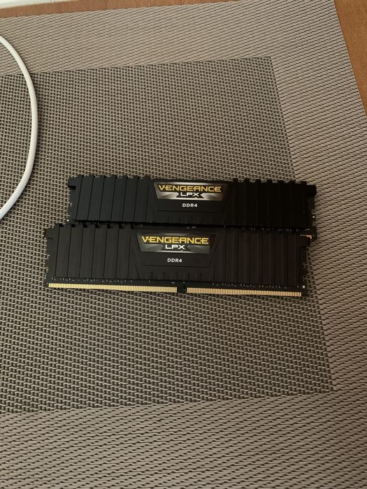 訳アリ! Corsair 32GB x1 DDR4 2133MHz Amazon.co.jp: Corsair 32GB DDR4 32GB DDR4 2133MHz memory module