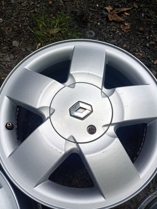 Felgi  aluminiowe Renault 15" 4x100