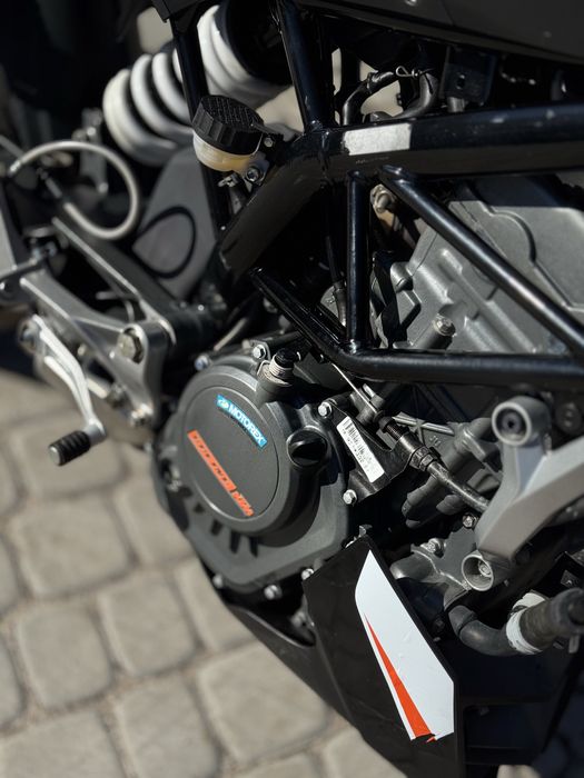 Ktm duke 200 2021 року