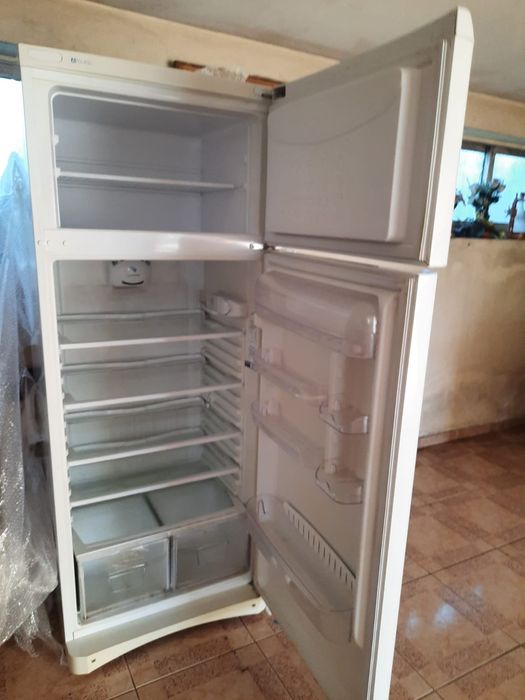 Frigorífico Indesit branco