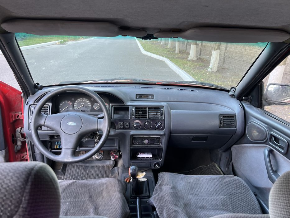 Продам Ford escort