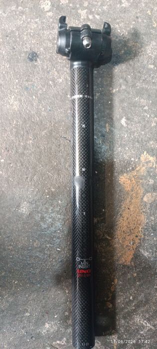Espigão de selim em carbono