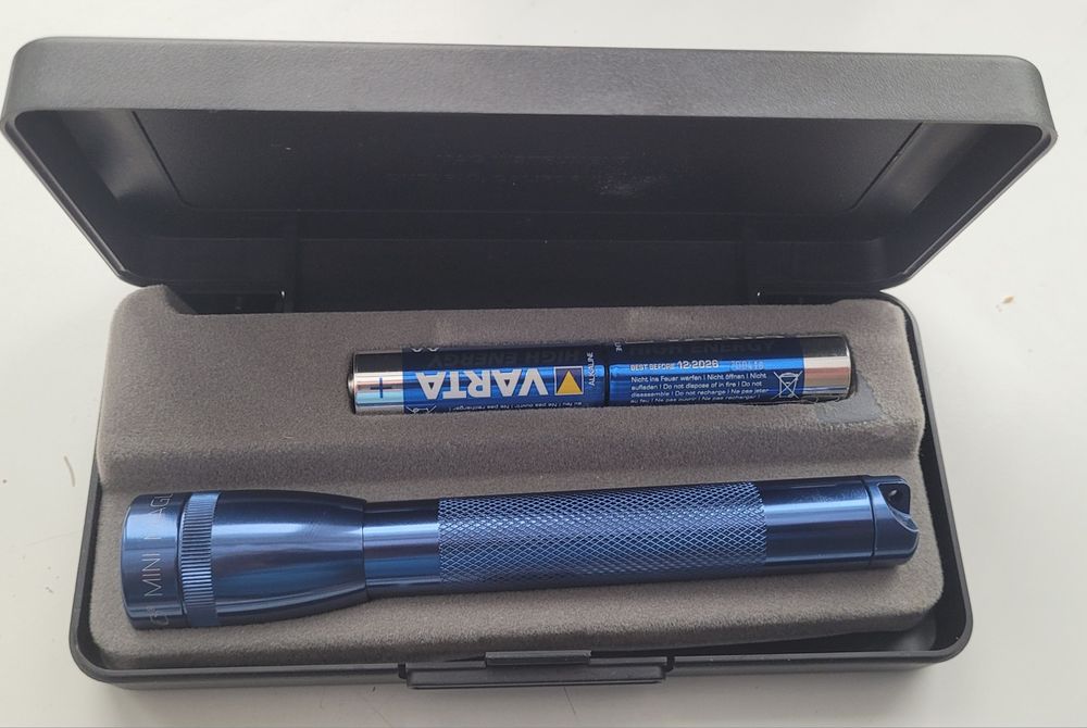 Mini latarka firmy Maglite USA