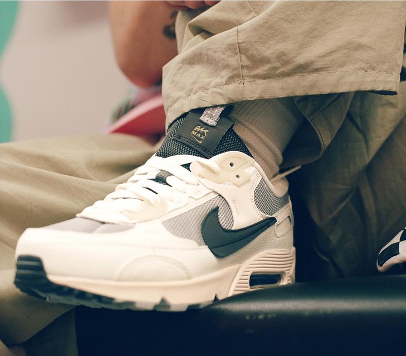 Кросівки Nike Air Max 90 2 Futura - Стан як Нові!