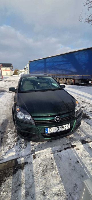 Opel Astra H Kombi, 1,6 Benzyna