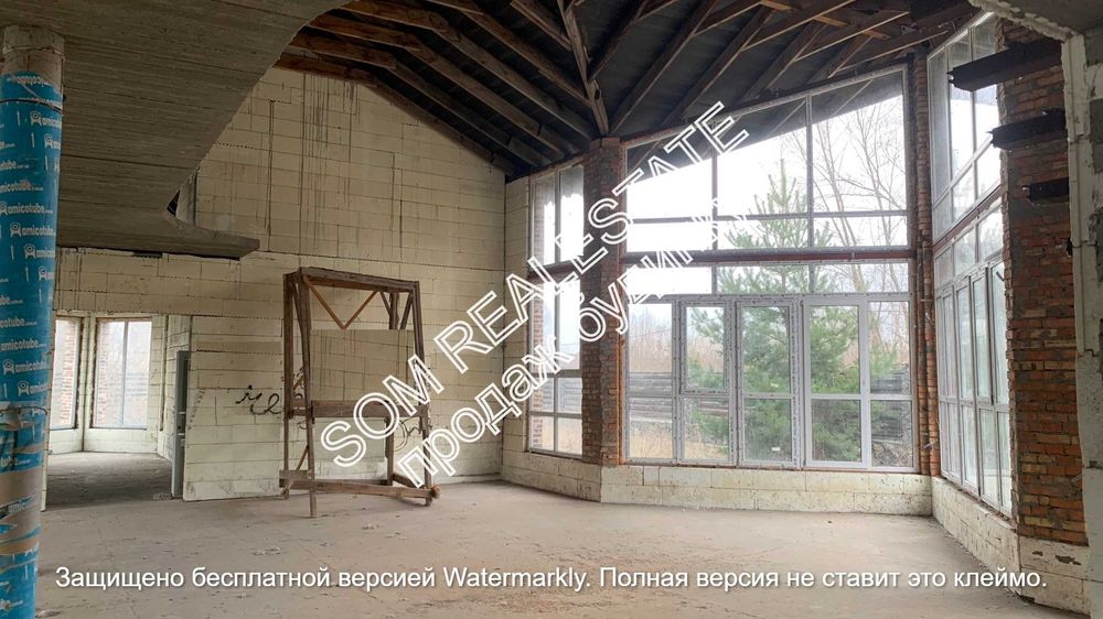 с. Романків, урочище "Голубе озеро", житловий будинок, 600 м2.