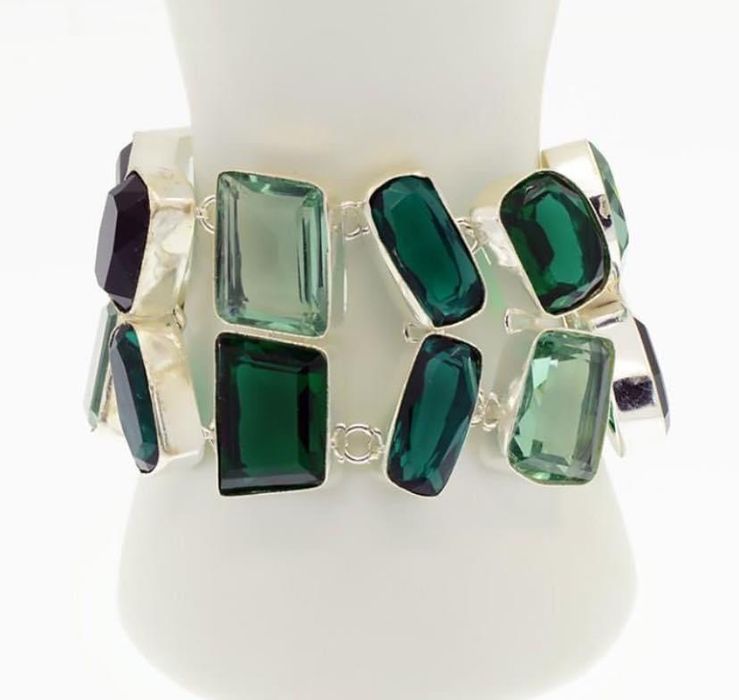 Pulseira de prata  de 916/1000 com cuarzo e geodas naturais.