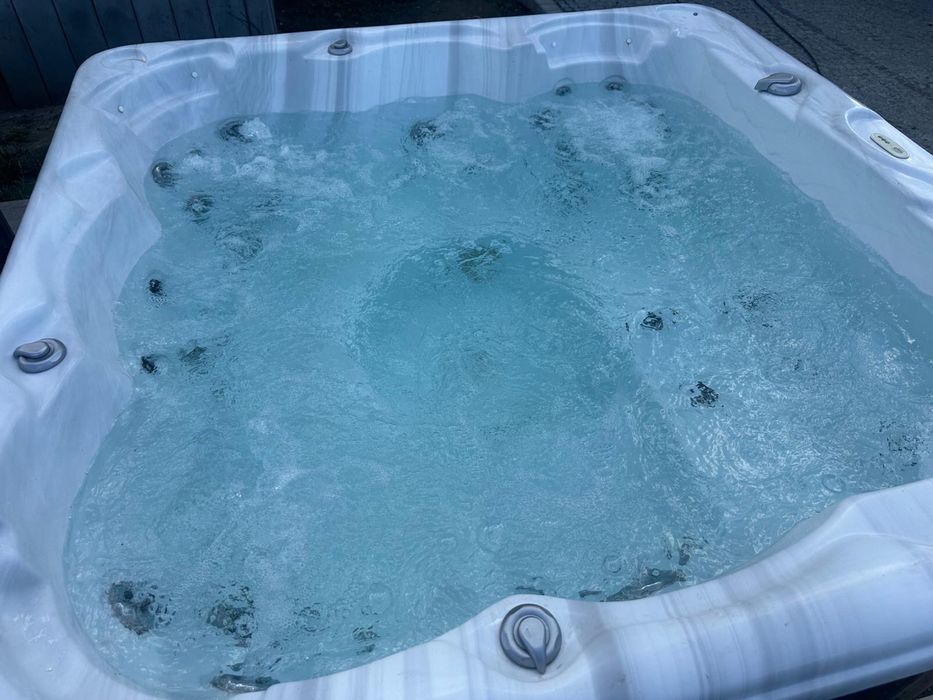 Jacuzzi ogrodowe Canadian Spa 200x200 Balboa ozonator Led okazja 40dys