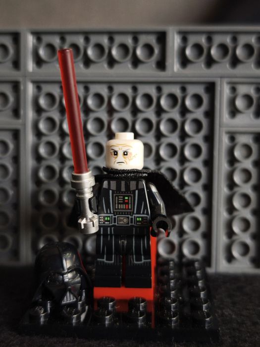 LEGO Star Wars - Darth Vader (Braços Impressos) - Set 75347