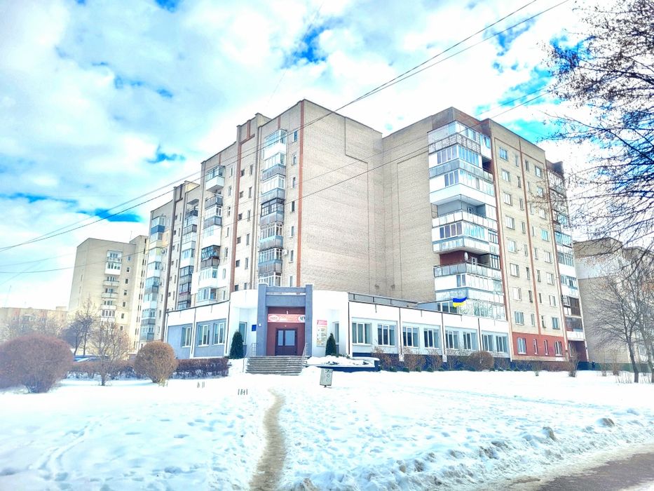 1к."ЧЕШКА", 6/9ц, 35м2, кімната з нішою не кутова!