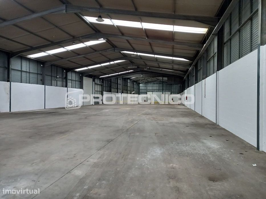 Oportunidade Única – Imóvel para Indústria e Armazenagem