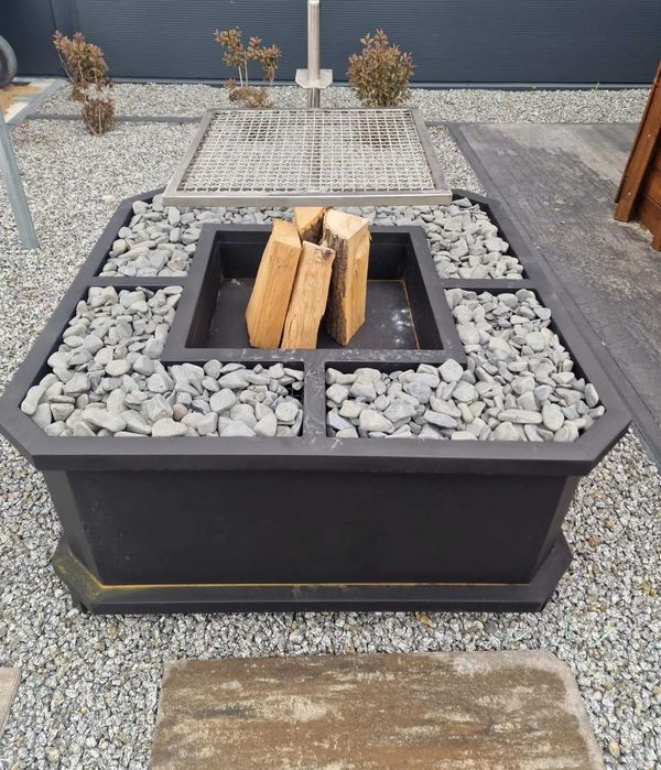 Grill Nierdzewny z Paleniskiem V02 Palenisko