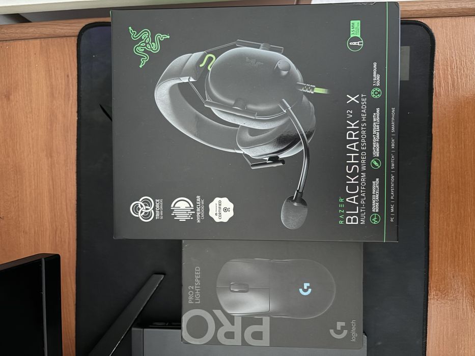 Setup Gaming Completo – HP Victus 15 + Monitor 144Hz + Logitech Superlight 2 + Razer Blacksharck v2 x + Comando PS5
