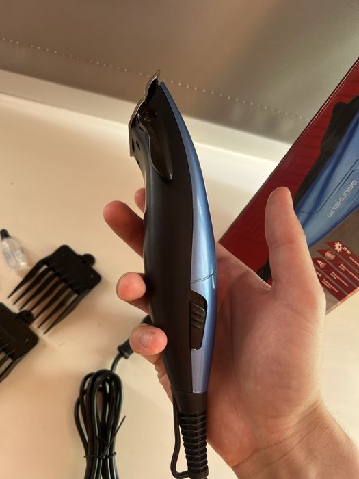 Продам нову електробритву Grunhelm GHC920