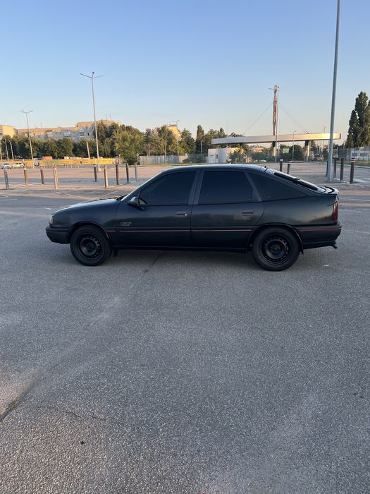 Продам Opel Вектра А 2.0