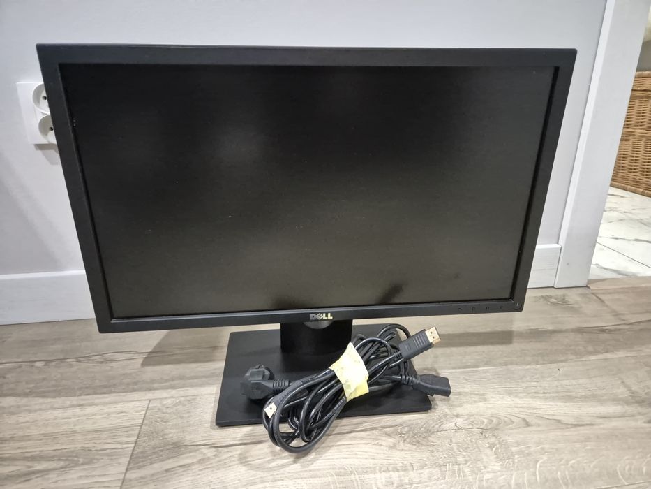 Monitor Dell E2216H 22" Full HD stan bdb