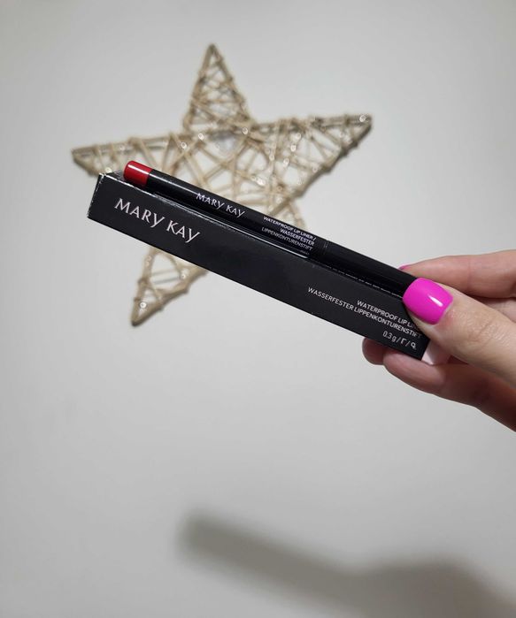 Wodoodporna konturówka do ust red Mary Kay