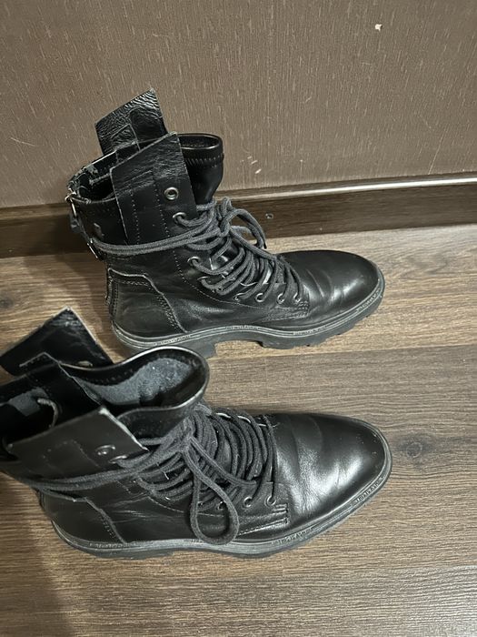 Ботинки женские фирмы ASH