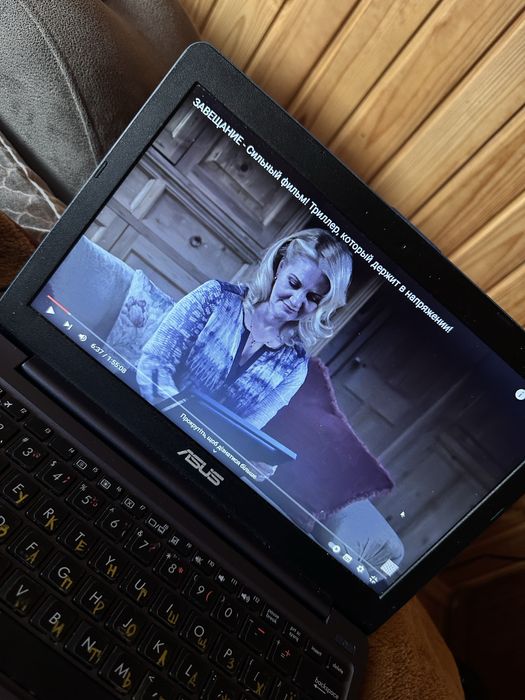 Нетбук Asus e203 m