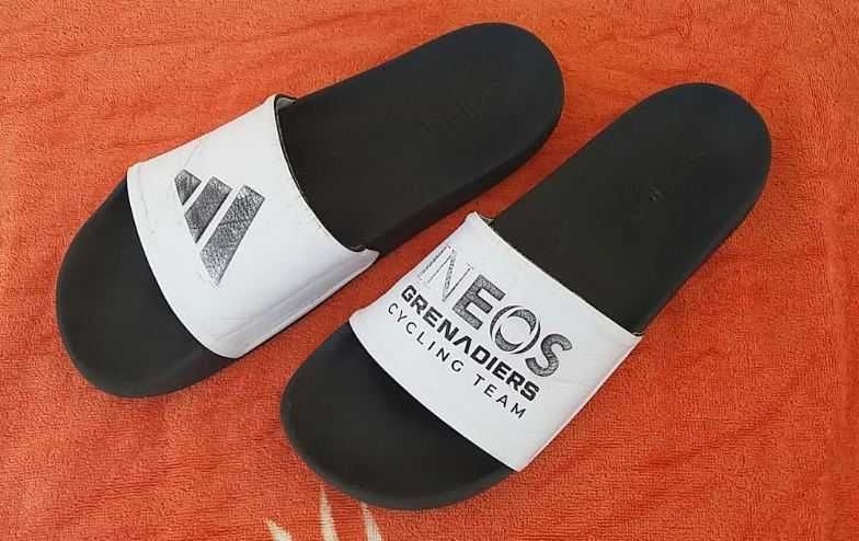 Chinelos Adidas Ineos Grenadiers