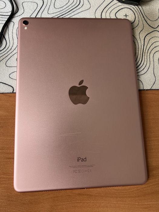 Продам Ipad Pro 9.7