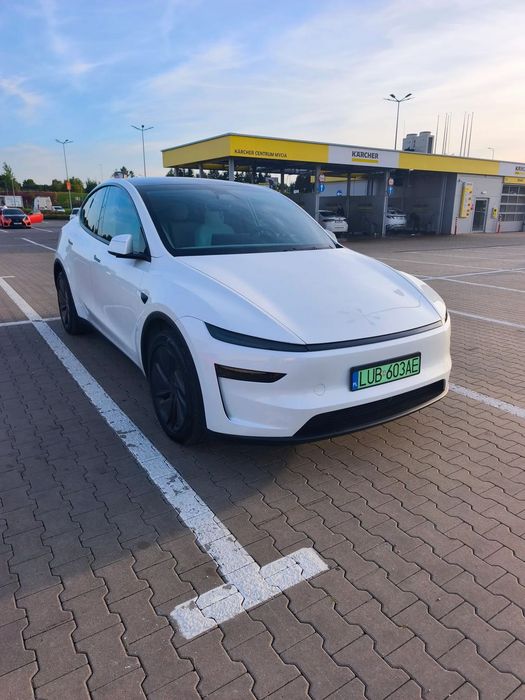 Tesla Model Y Tesla Y Juniper Long Range RWD niski przebieg