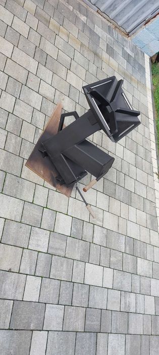 Piec rakietowy. Grill na działke .Ryby .Biwak