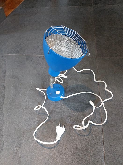 Lampka nocna na ściane, niebieska